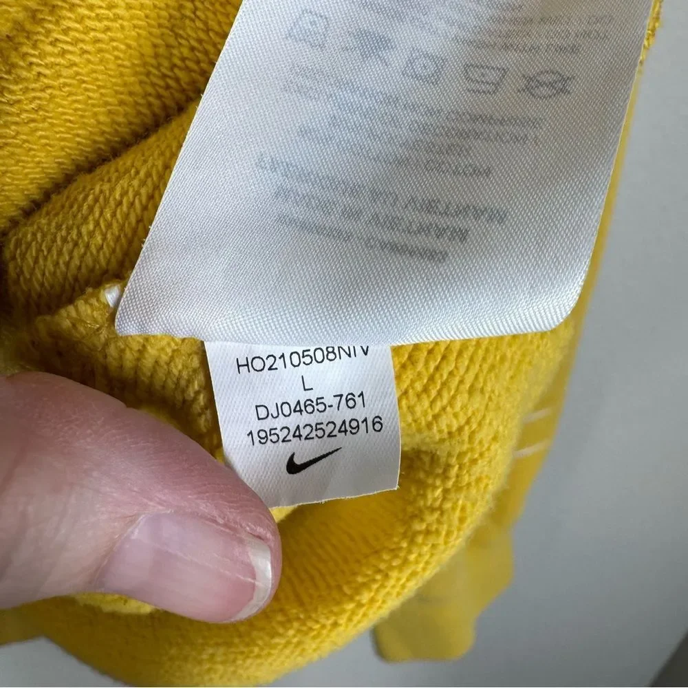 Nike Air Stacked Swoosh Crew Neck Sweatshirt Yellow Men's Large Size DJ0465-761